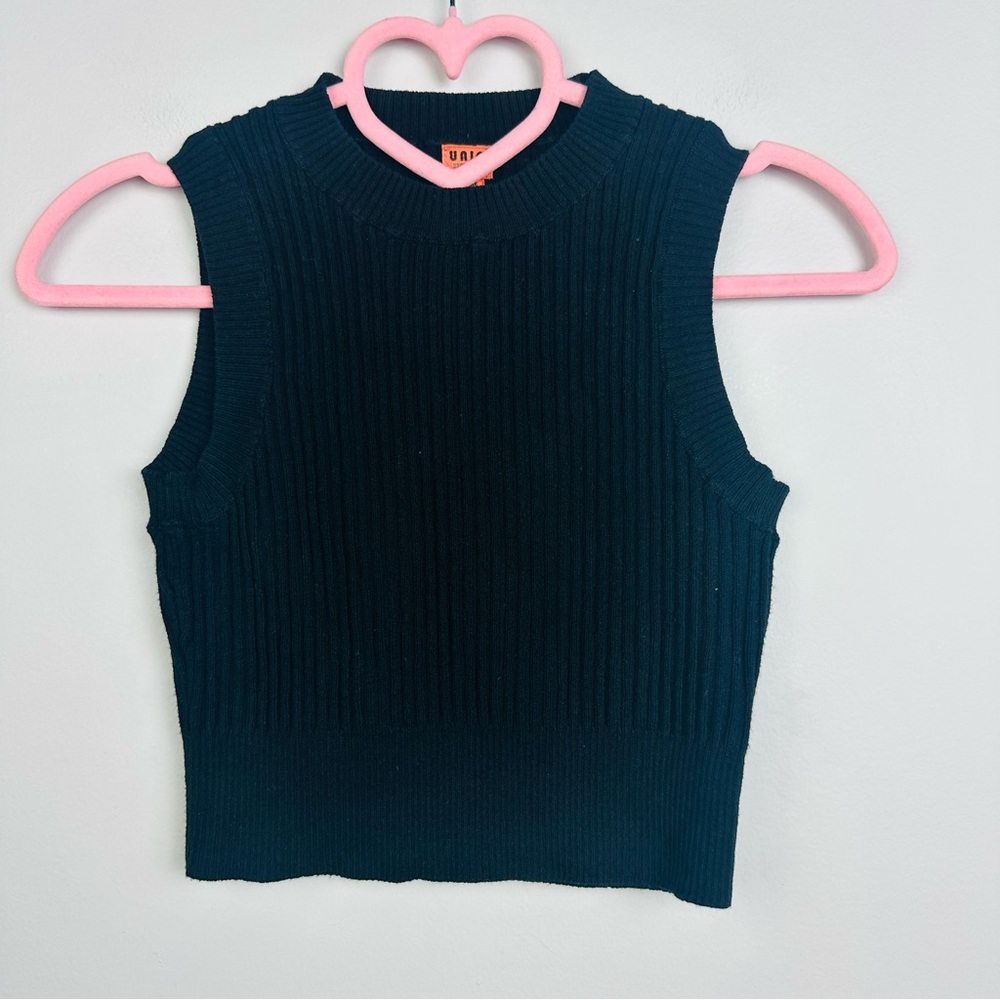 Uniqlo Black Ribbed Knit Crop Top Sweater Size One size